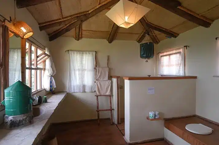 13 Virunga Lodge