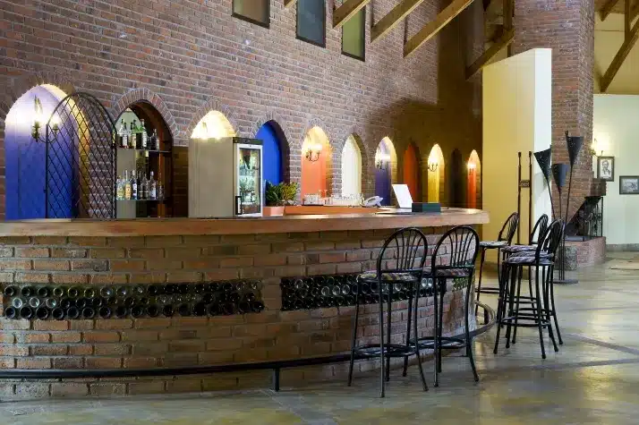 2 Olasiti Lodge