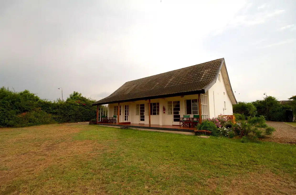 21 Mweya Safari Lodge