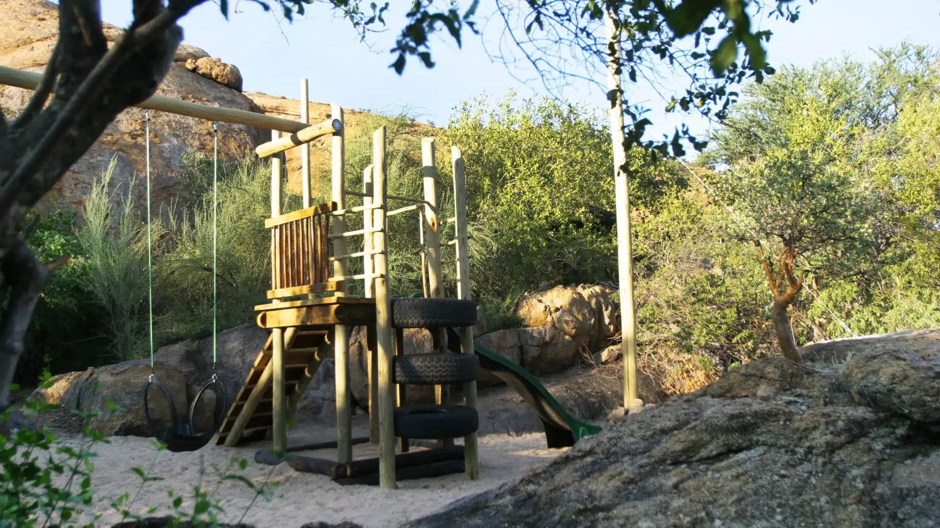 32 Erongo Wilderness Camp