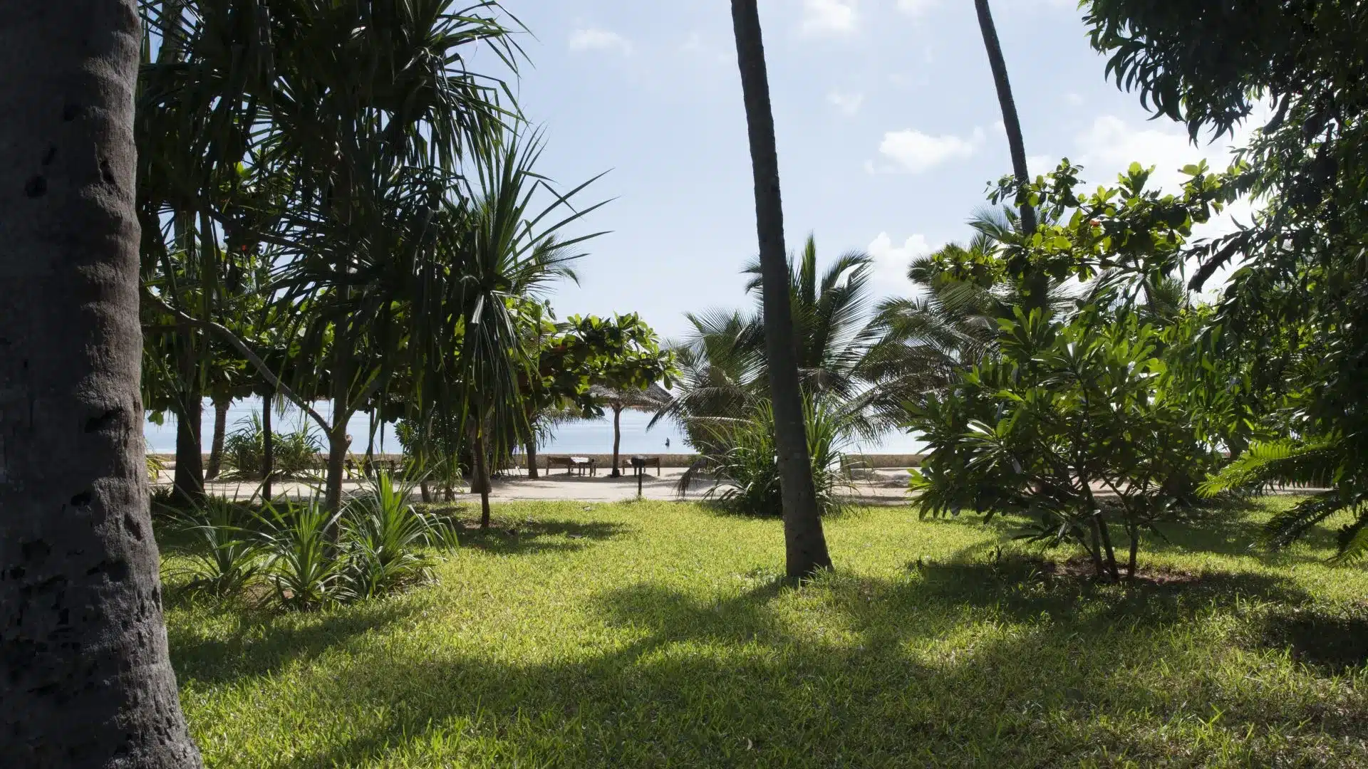 34 Uroa Bay Beach Resort
