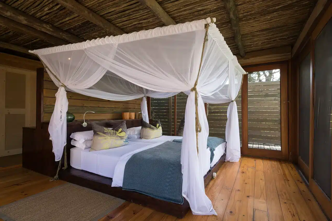 35 Vumbura Plains Camp