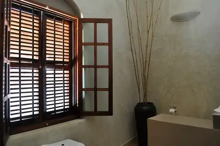 5 Mashariki Palace Hotel