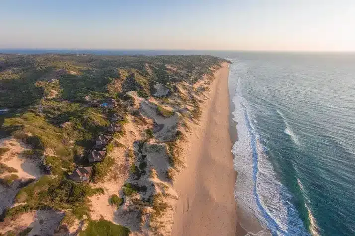 2 Blue Footprints Eco Lodge