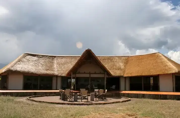 20 Nxai Pan Camp