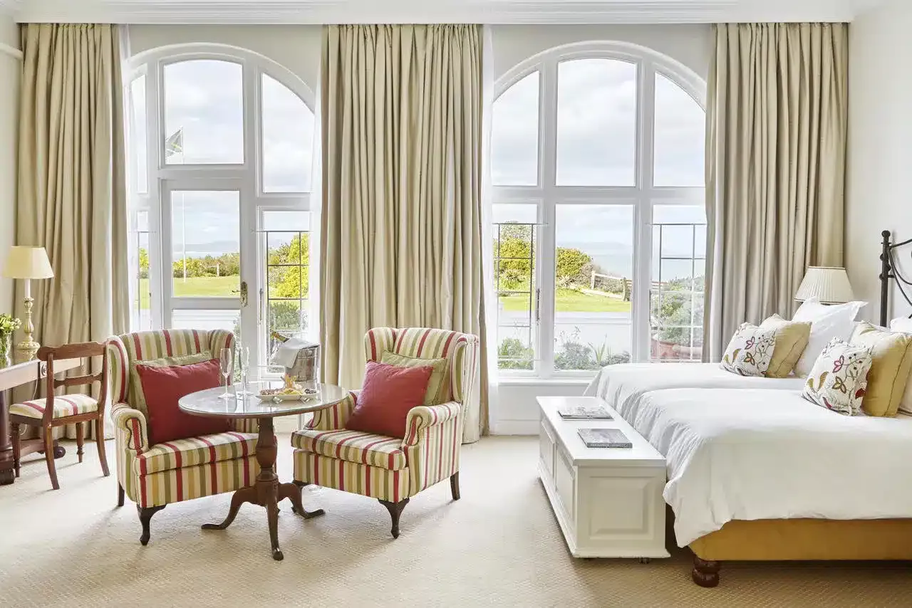 21 The Marine Hotel